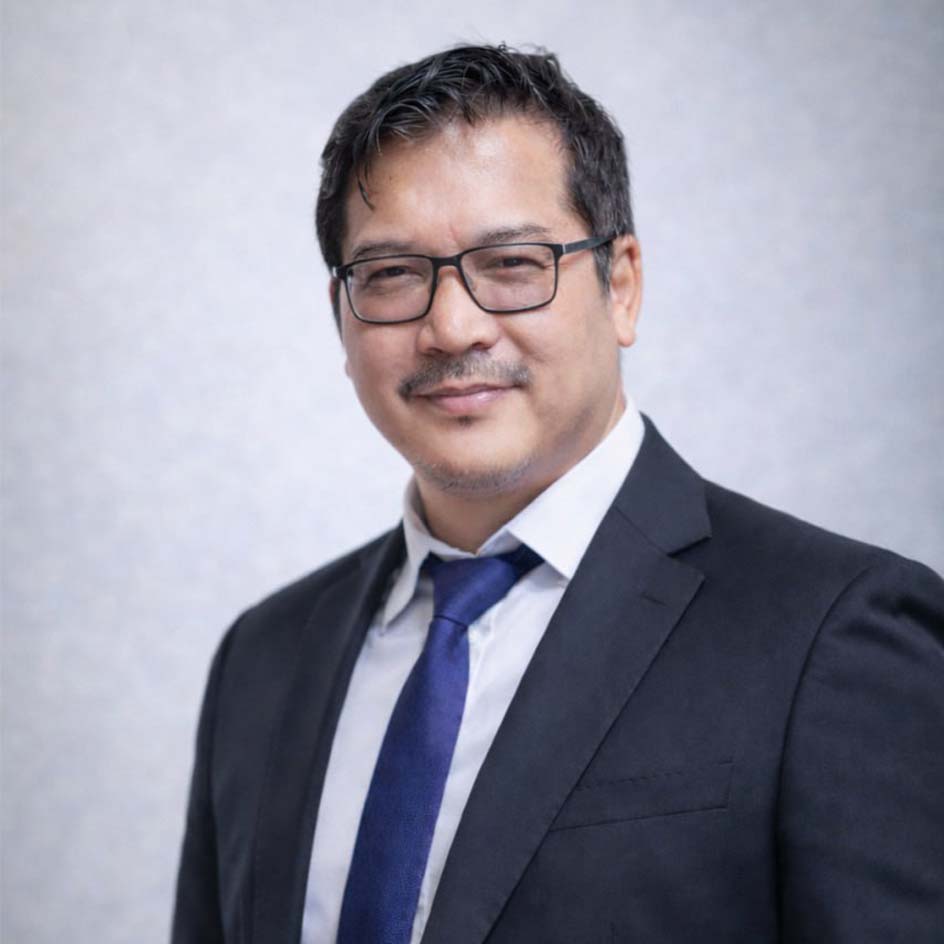 Dr. Chum Chandarin